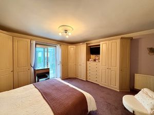 Photo 13- click for photo gallery